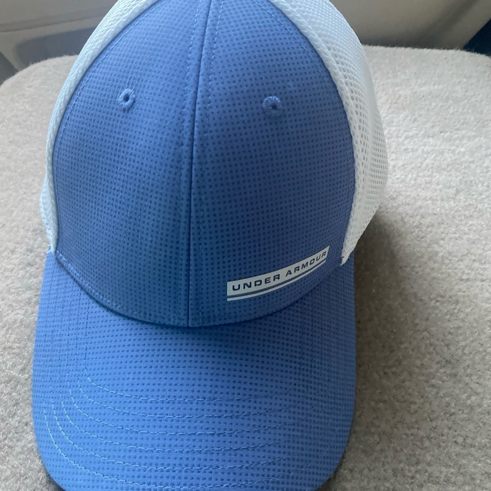Under Armour Mesh Golf Cap M/L Mesh Comfort Hat